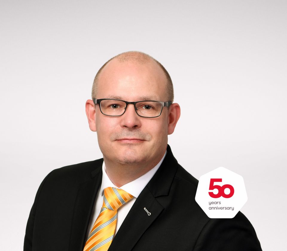 Portret Clausa Spedtsberga, predsednika FENCA