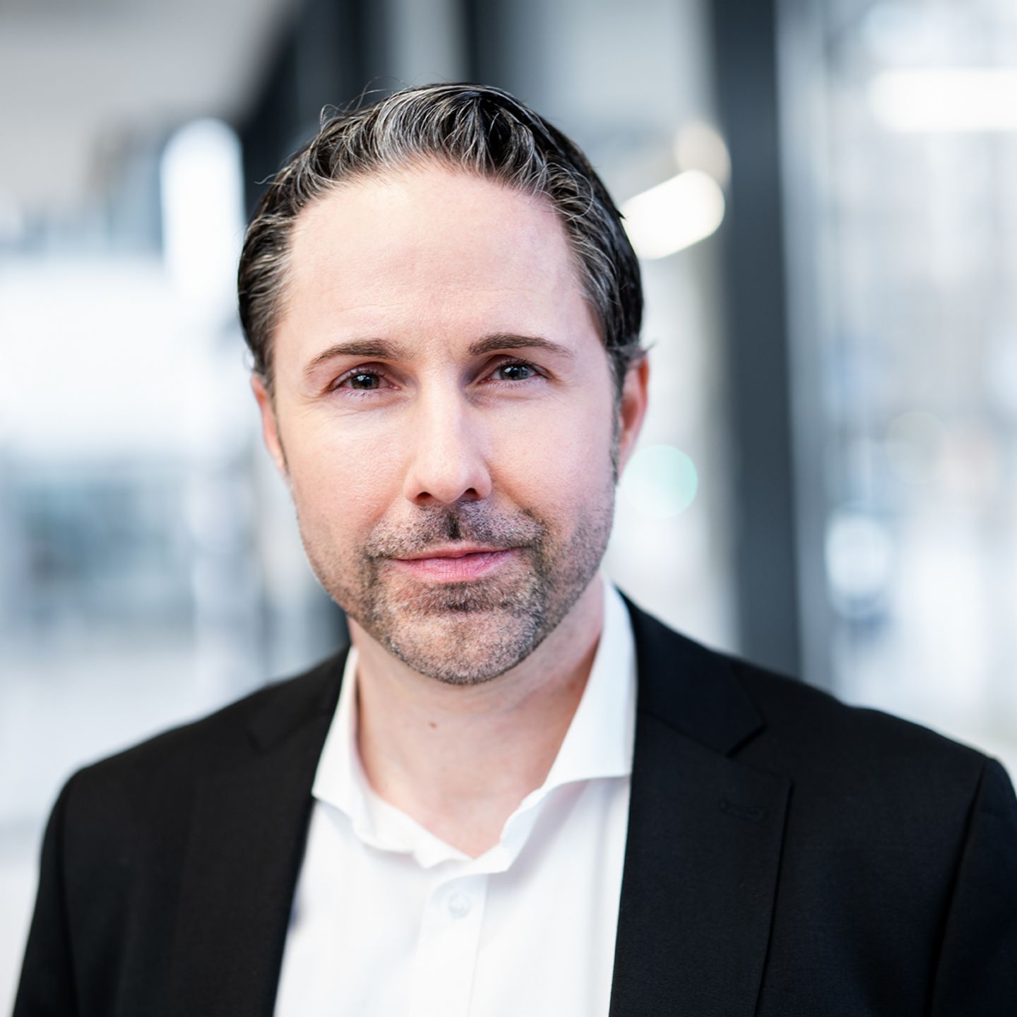 Marwin Ramcke, Generalni direktor skupine EOS.